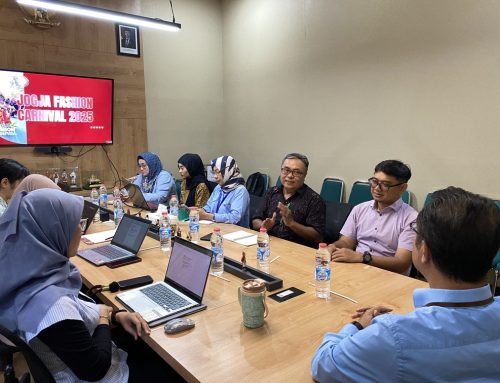 Dinas Pariwisata DIY dan UGM Kolaborasi Libatkan Mahasiswa Internasional dalam Jogja Fashion Carnival 2026