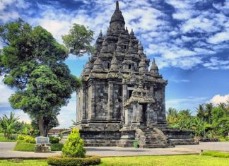 Candi Sojiwan Kecamatan Prambanan
