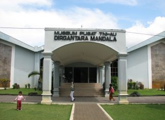 Museum Dirgantara Mandala, Pusat Sejarah TNI AU