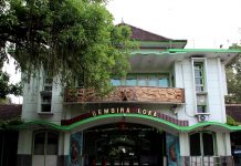 Museum Gembira Loka, Melihat Diorama Flora dan Fauna KRKB Gembira Loka