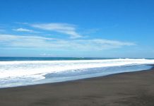Pantai Congot, Nuansa Khas Pantai Nelayan