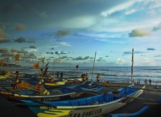 Pantai Depok, Nikmati Seafood di Pinggir Pantai