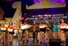 Dimas Daniel dan Diajeng Erina Dinobatkan Sebagai Dimas Diajeng Jogja 2018