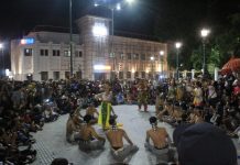 Meriahnya Selasa Wage di 0 km Yogyakarta: dari Yoga, Line Dance hingga Tari Kecak