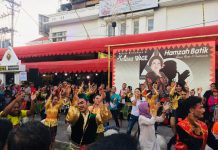 Menari Bersama Hamzah Batik Di Malioboro Selasa Wage