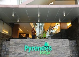 Hotel Pyrenees Jogja
