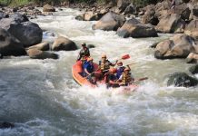 Menguji Adrenalin di Wisata Arung Jeram Kulon Progo