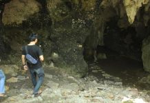 Berburu ‘Cahaya Surga’ di Goa Gajah Lemahabang