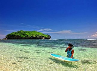 Mendayung Kano hingga Snorkeling, Semuanya Bisa di Pantai Sadranan
