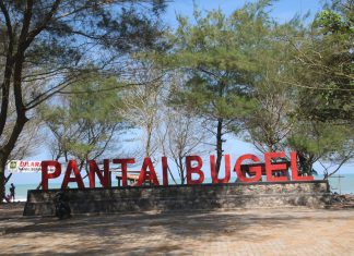 Menikmati Sore dan Ketenangan Hakiki di Pantai Bugel Kulon Progo