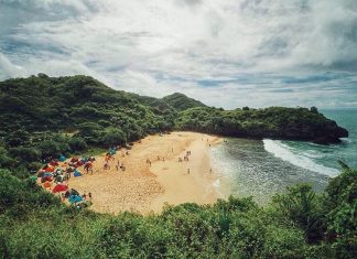 Masih Alami, Pantai Sedahan Menjadi Lokasi Favorit untuk Camping dan Memancing
