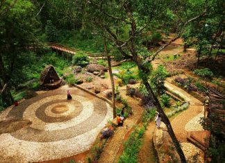 Seribu Batu Songgo Langit