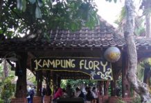 Kampung Flory