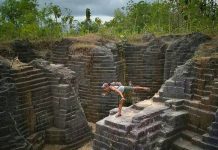 Watu Giring, Wisata Galian Tambang Kapur yang Artistik