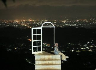 Pintu Langit Dahromo