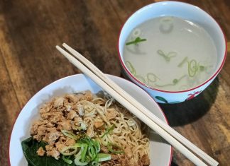 Inilah Kuliner Malam Legendaris di Yogyakarta Mie Ayam Grabyas