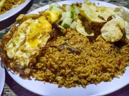 Nasi Goreng Notaris, Andalan Nasi Goreng Daging Sapi dengan Bumbu Rempah Menggugah Selera