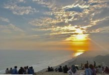 Inilah Pesona Bukit Paralayang Watugupit yang Tidak Bisa Dilewatkan