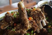 Menyantap Tengkleng Dengan Cita Rasa Gajah Khas Jogja