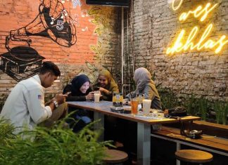Mau Ngopi Tempat Unik, Legend Coffee 247 Games Café Tempatnya