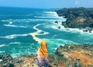 Pantai Sarangan, Pantai Cantik yang Sepi Serasa Milik Pribadi