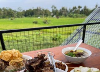 Bikin Ngiler, Sedapnya Bakso Sumsum Merapi Jogjakarta
