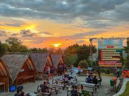 Panorama Wisata Puncak Sosok Yang Indah