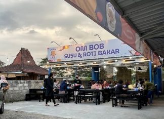 Susu dan Roti Bakar Om Bob